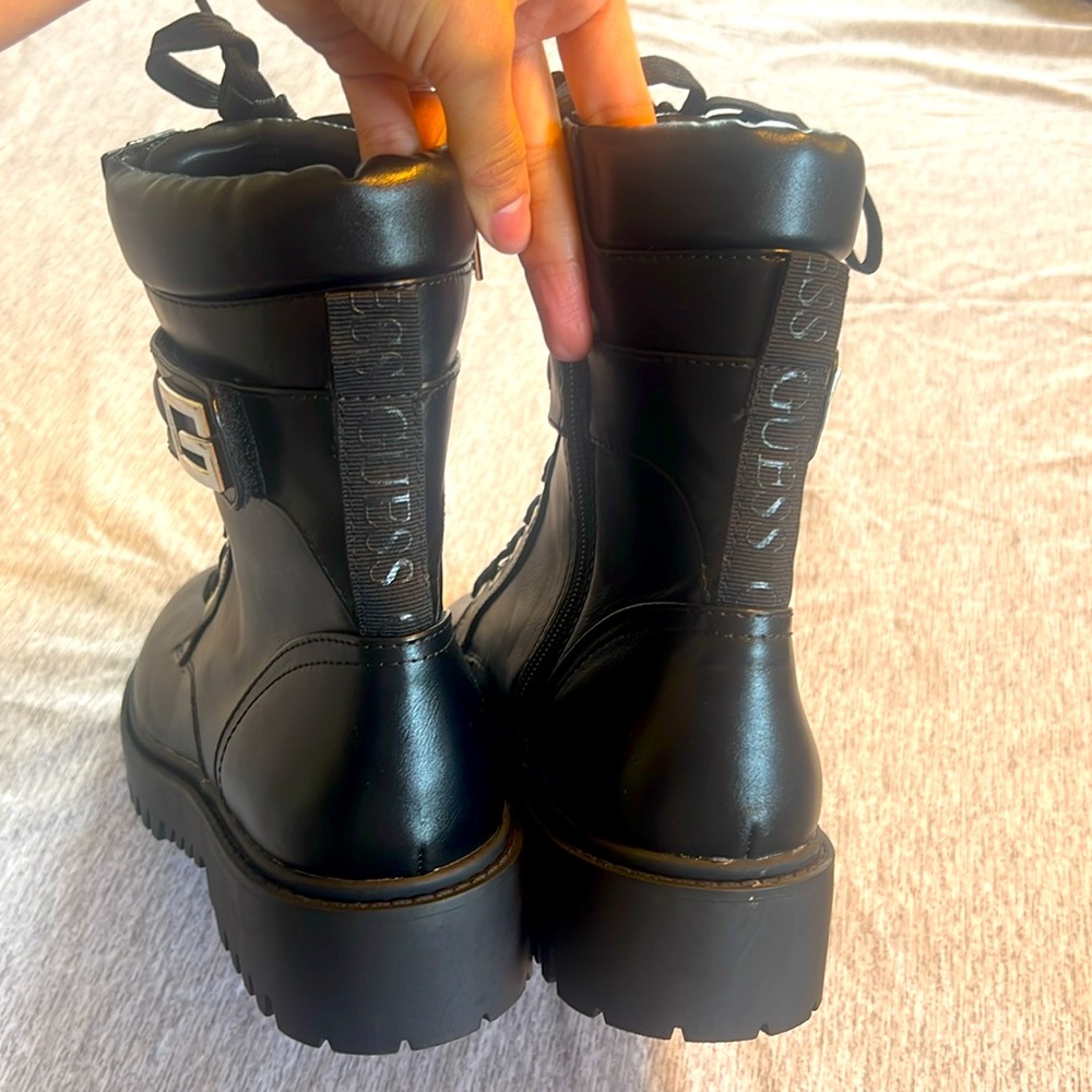 New Guess Combat Black Boots - Picture 4 of 6